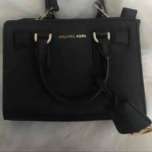 Michael Kors small crossbody purse